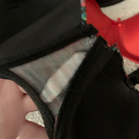 42DD Bra Bundle - Picture 4 of 4